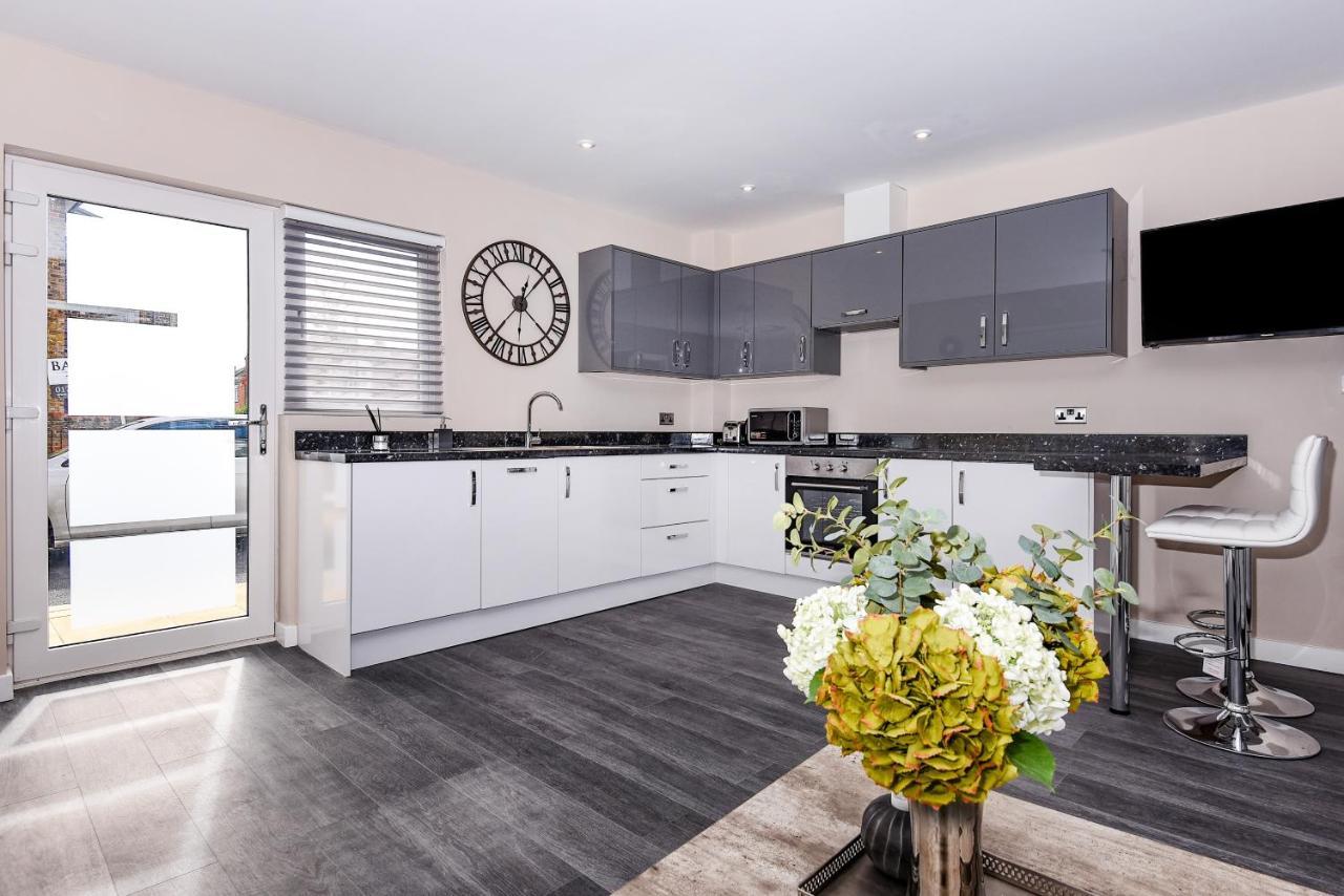 Appartamento Magna House Egham Esterno foto